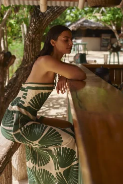 Ancient Peru Dress In Green