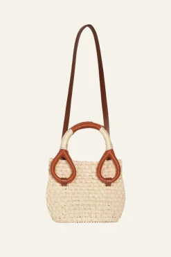 Confronting Love Bag In Ecru