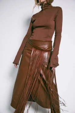 Dancing Earthward Belt In Tobacco