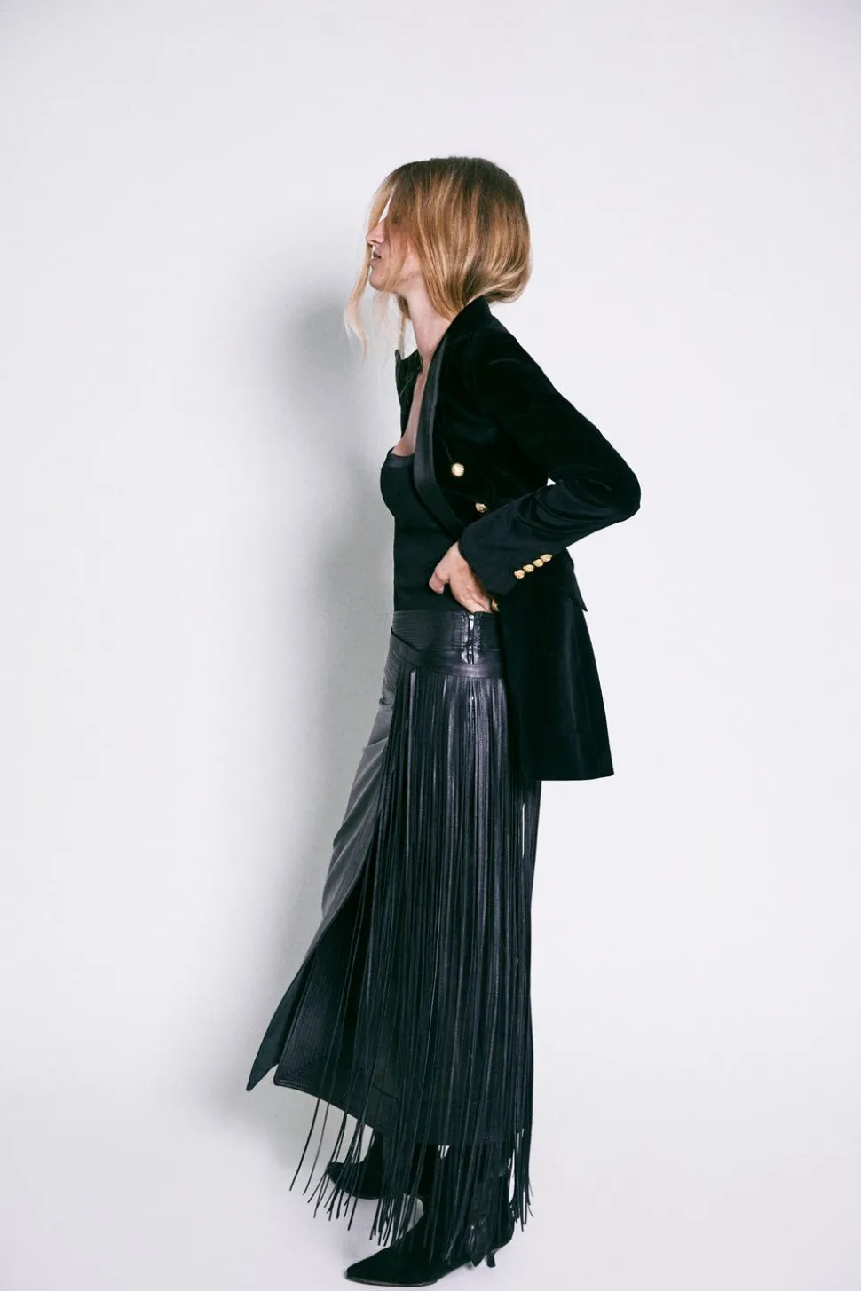 Dancing Earthward Belt In Black