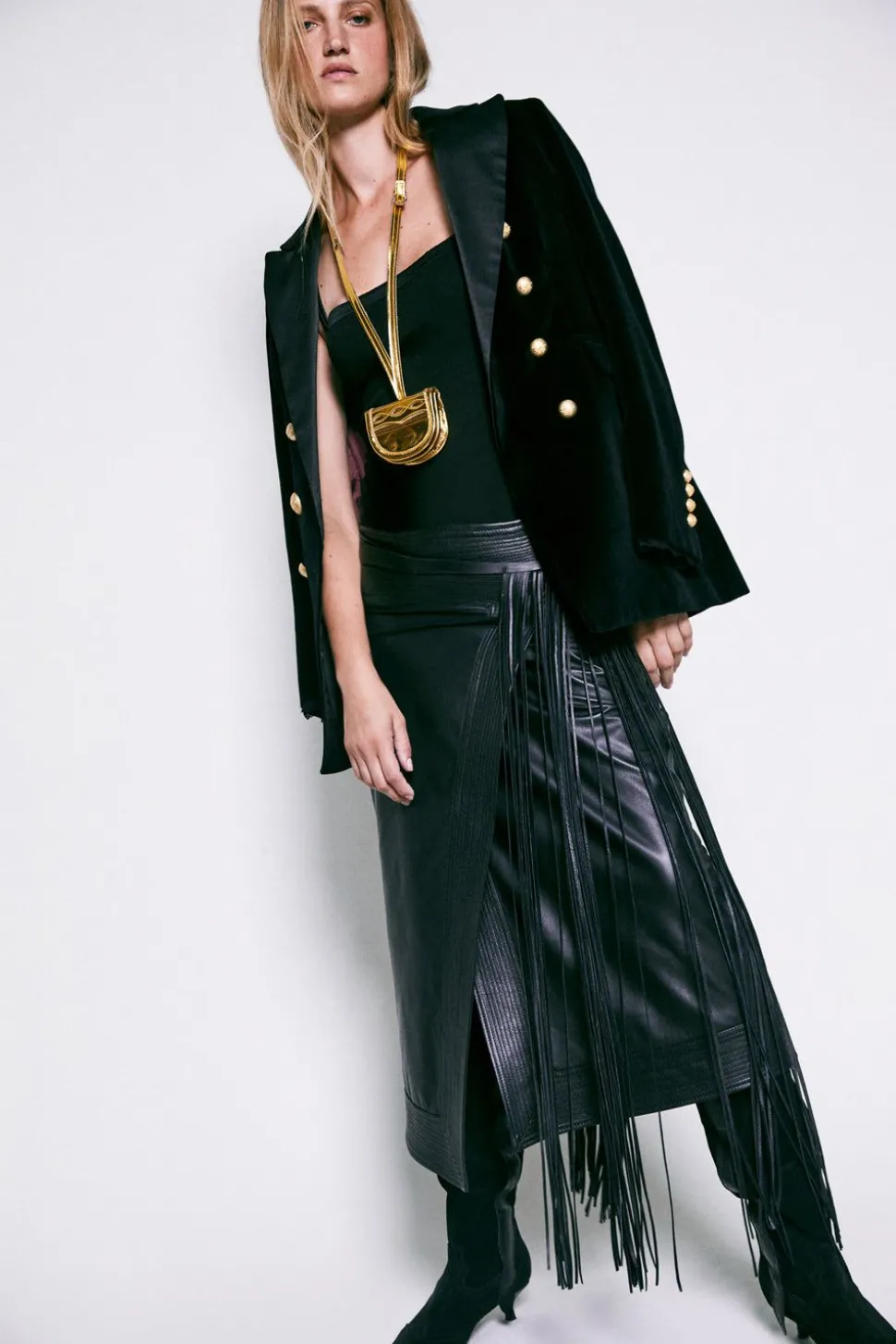 Dancing Earthward Belt In Black