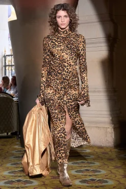 Exuberant Spirit Boots In Gold