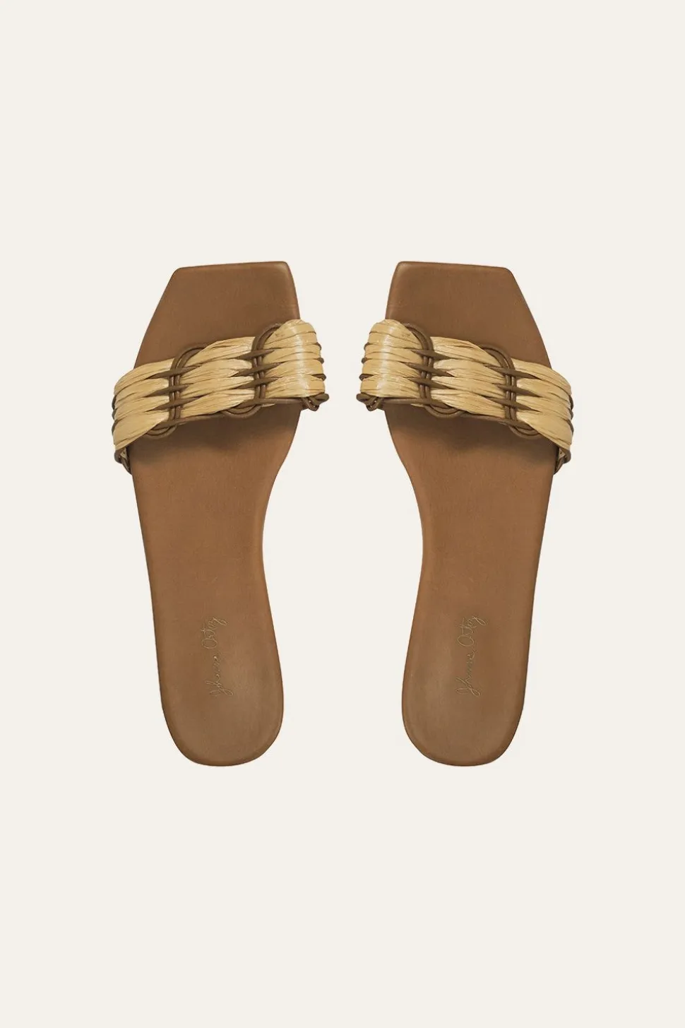 Hidden Messages Flats In Camel