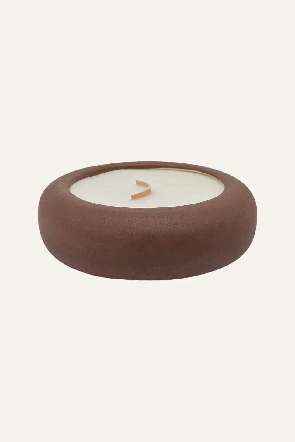 Honoring Sandona Medium Candle In Tobacco
