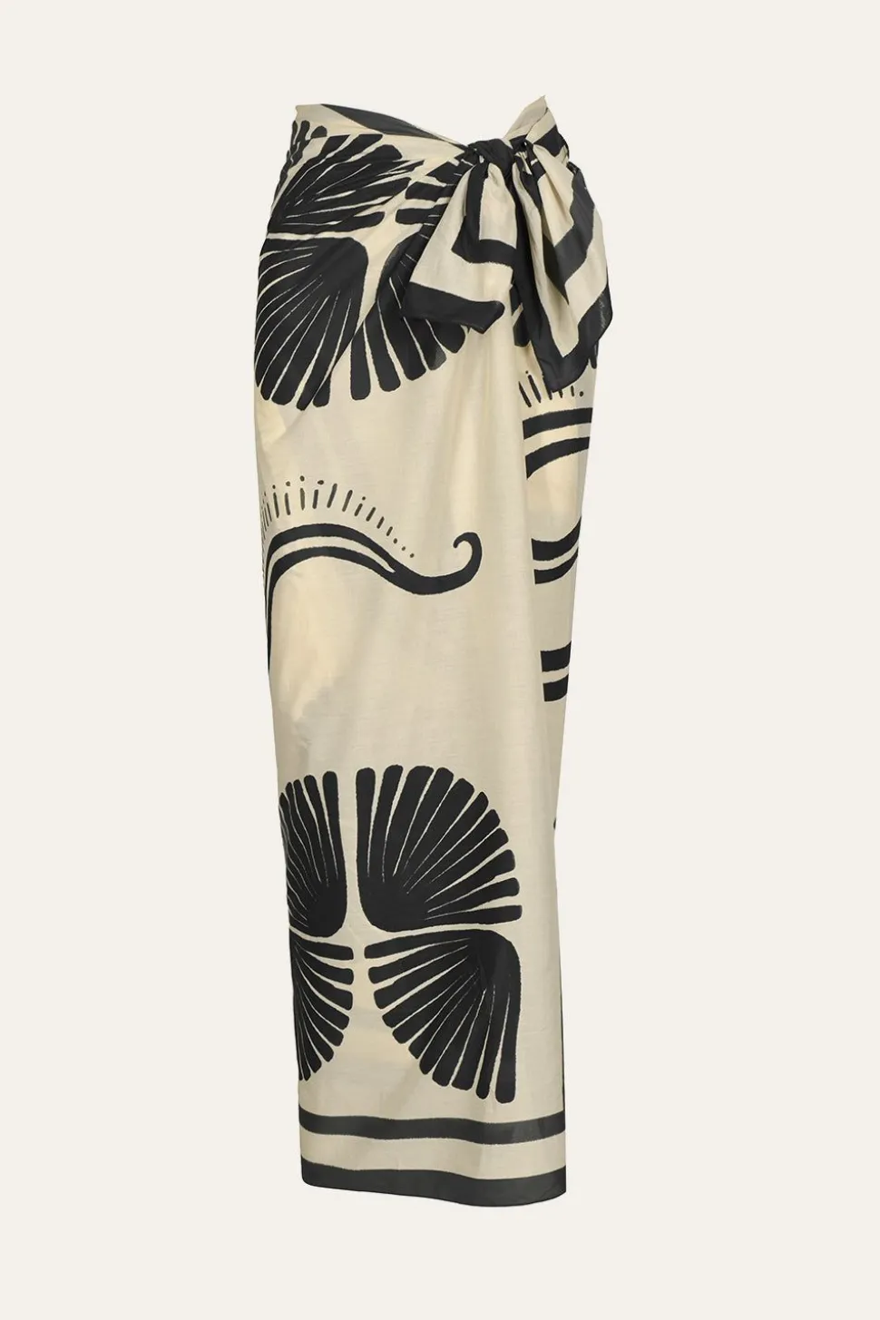 Kene Pareo In Ecru & Black
