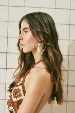 Leyendas Africanas Earrings In Ecru