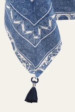 Nuqui Square Tablecloth In Blue