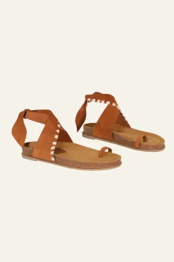 Song Leader Sandals In Brown