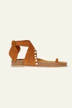 Song Leader Sandals In Brown