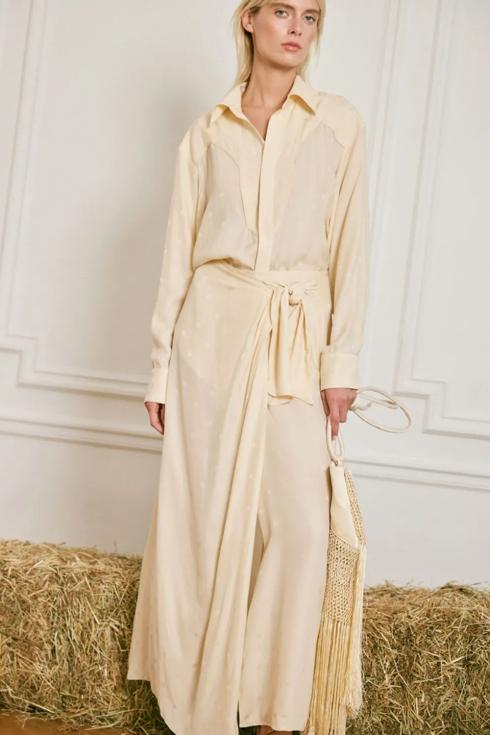 Sweet Palm Skirt In Ecru