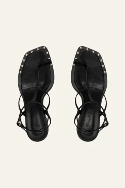 The Maze Heels In Black