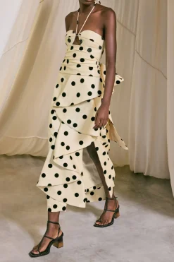 The Maze Heels In Black